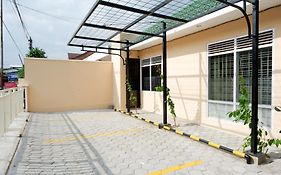 RedDoorz near Gejayan 3